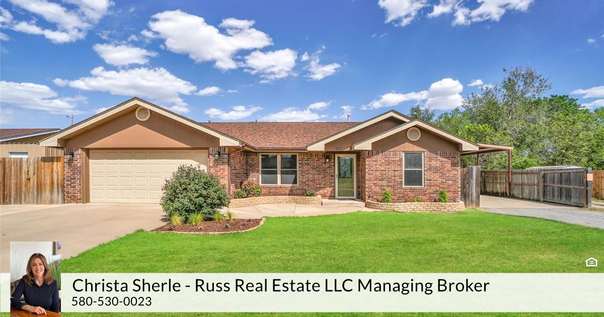 202 LakeView Drive, Hobart, OK 73651